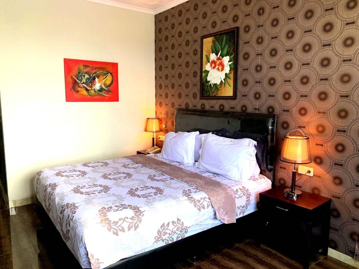 Pacific Hotel อัมบอน ภายนอก รูปภาพ